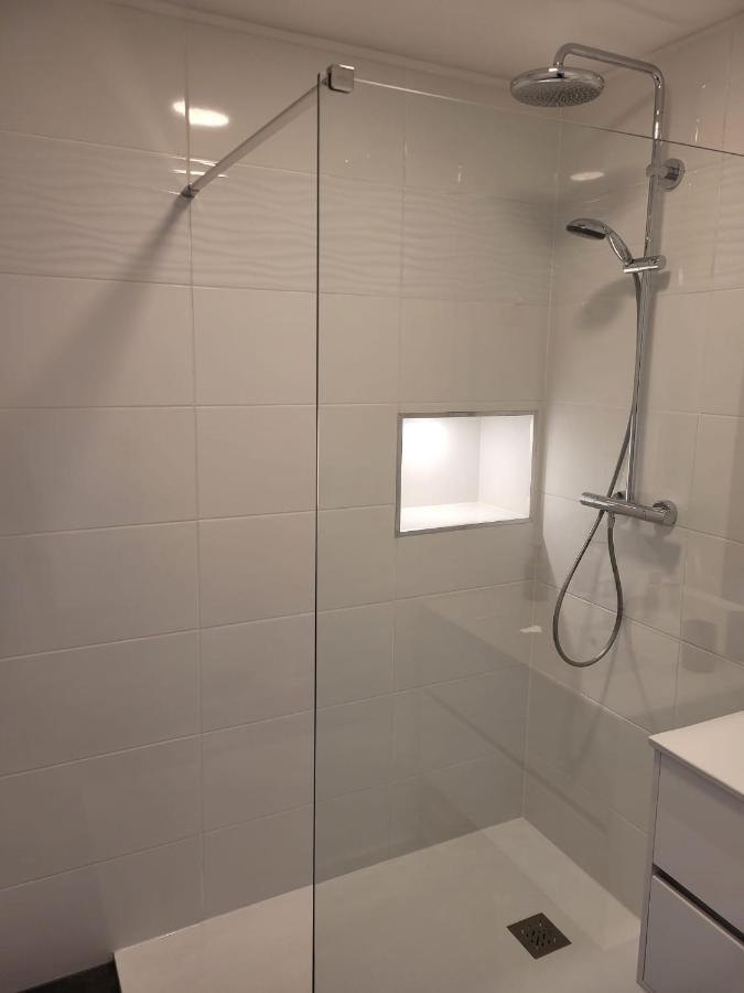 Les Oursins-Appartement 3Pieces, 4 Couchages Et Parking Gratuit Metz Ngoại thất bức ảnh